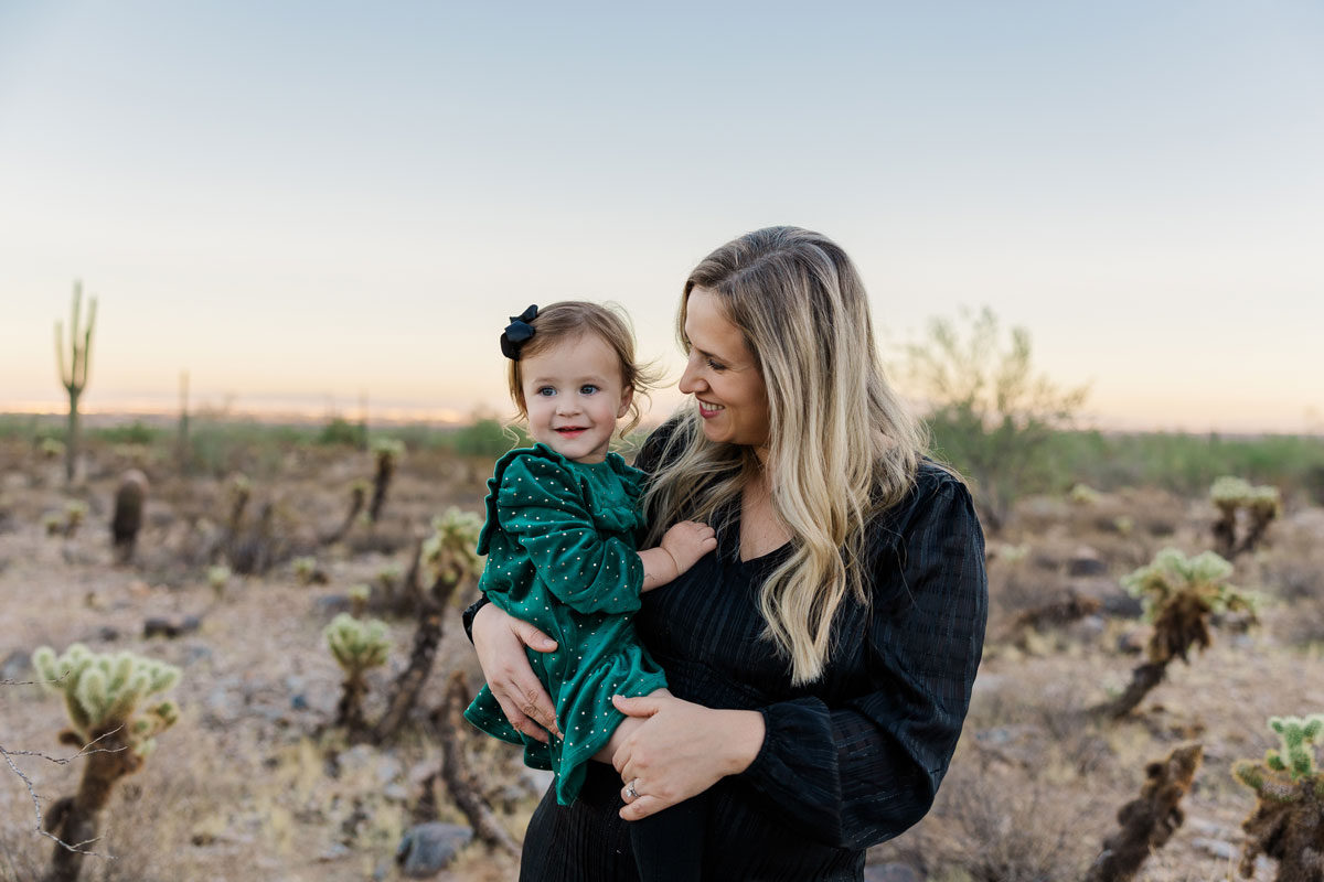 mother and daughter photo session in Phoenix Arizona.