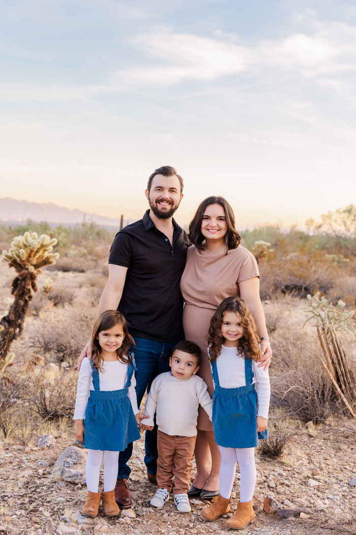 family photographer capturing family portraits in Phoenix Arizona.
